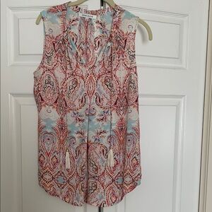 Rose & Olive Pink and White Sleeveless Pleated Blouse